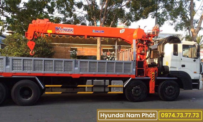 Xe Tải Hyundai 4 Chân HD320 Gắn Cẩu KangLim 10 Tấn KS2605